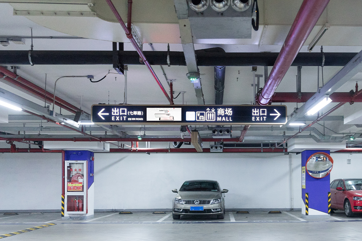 停車場導視牌